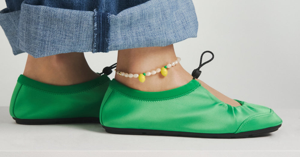 Colorful jewelry for summer – choose enameled earrings and rings