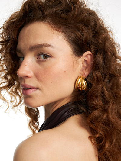 Earrings up to PLN 4,000