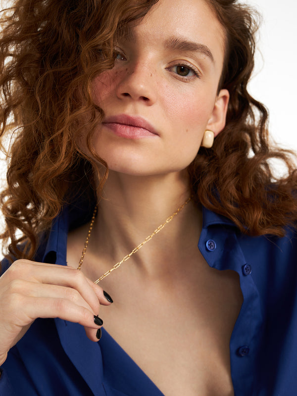 Pozłacany łańcuszek ankier z cienkimi ogniwami Eternal XIII - zestaw z emaliowanymi kolczykami